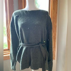 Olive Tie waist sweater